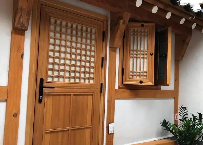 Hi Dongdaemun Hanok