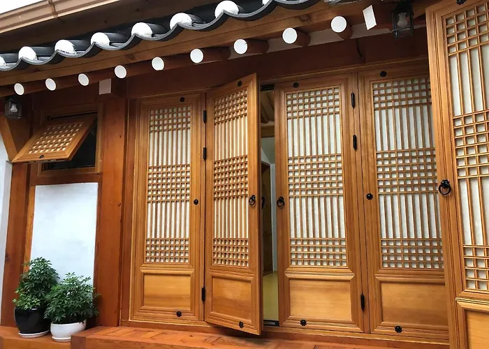 Hi Dongdaemun Hanok