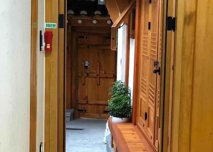 Hi Dongdaemun Hanok * Seul