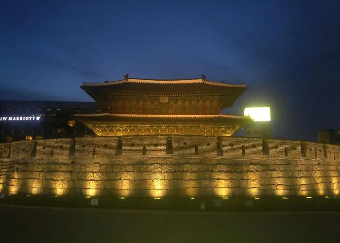 Hi Dongdaemun Hanok * Seul